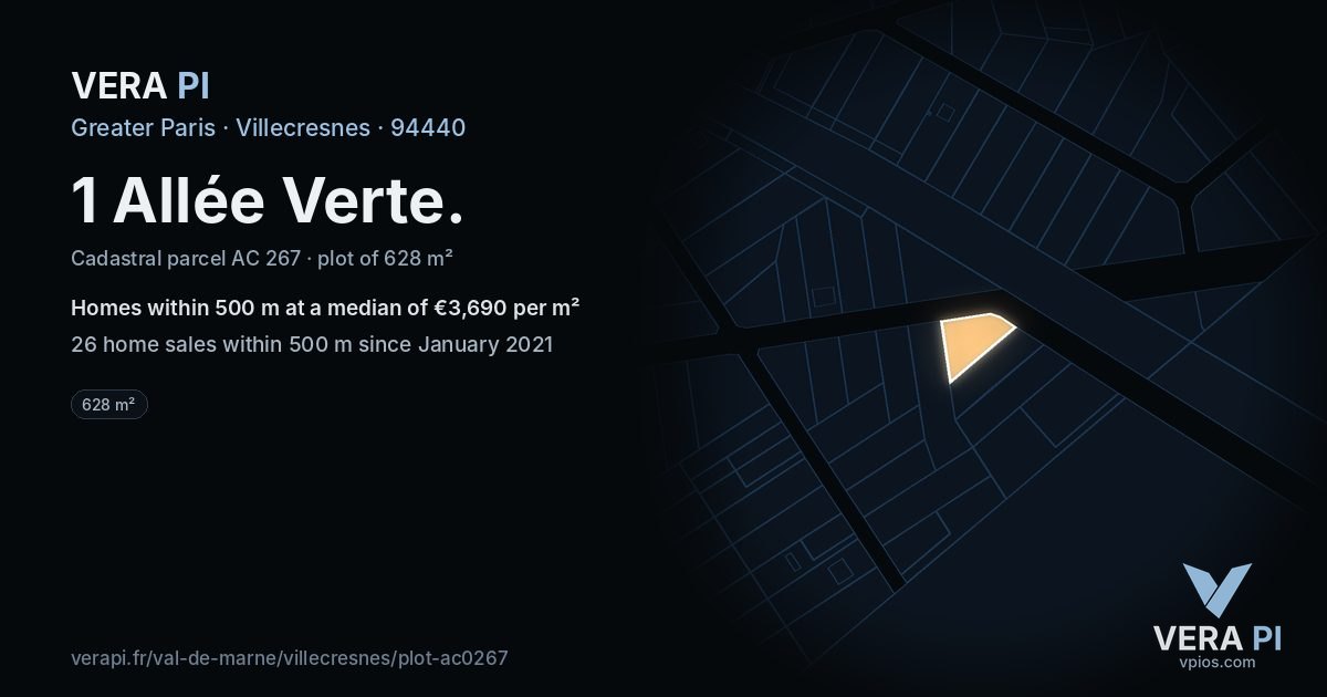 1 Allée Verte, Villecresnes at night – the plot lit, the parcels around coloured by the prices near them
