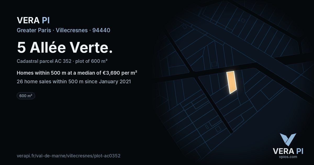 5 Allée Verte, Villecresnes at night – the plot lit, the parcels around coloured by the prices near them