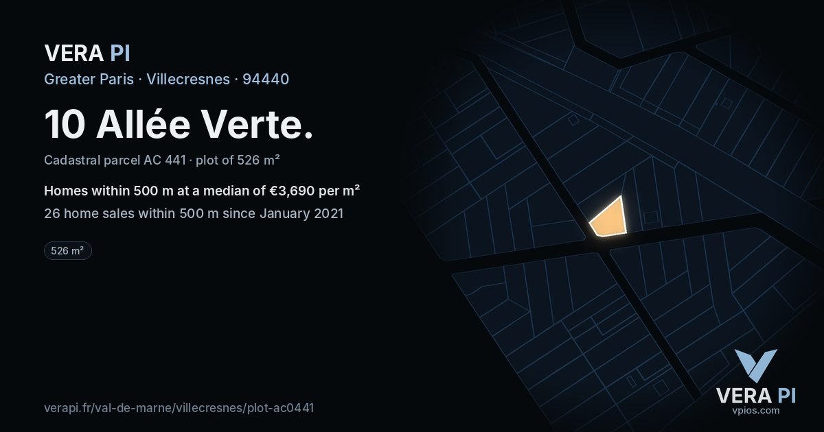 10 Allée Verte, Villecresnes at night – the plot lit, the parcels around coloured by the prices near them