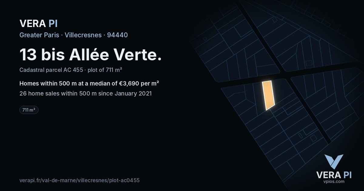 13 bis Allée Verte, Villecresnes at night – the plot lit, the parcels around coloured by the prices near them