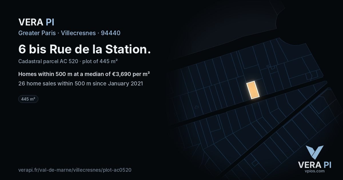 6 bis Rue de la Station, Villecresnes at night – the plot lit, the parcels around coloured by the prices near them