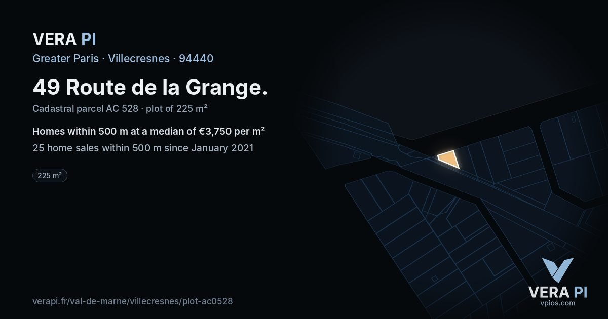 49 Route de la Grange, Villecresnes at night – the plot lit, the parcels around coloured by the prices near them