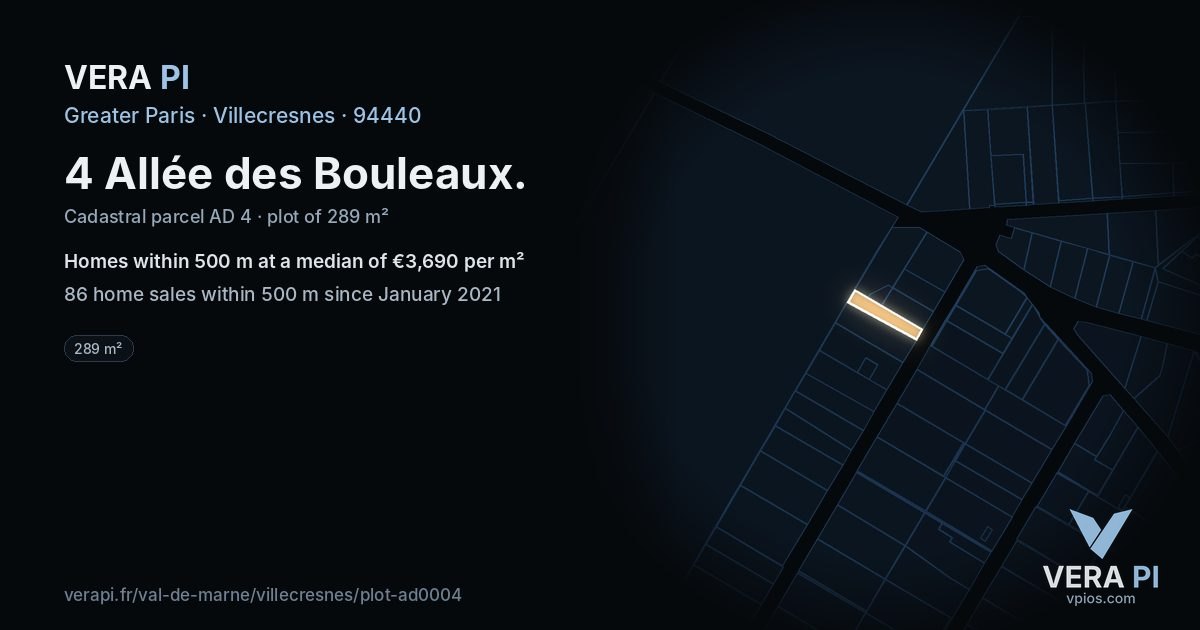 4 Allée des Bouleaux, Villecresnes at night – the plot lit, the parcels around coloured by the prices near them