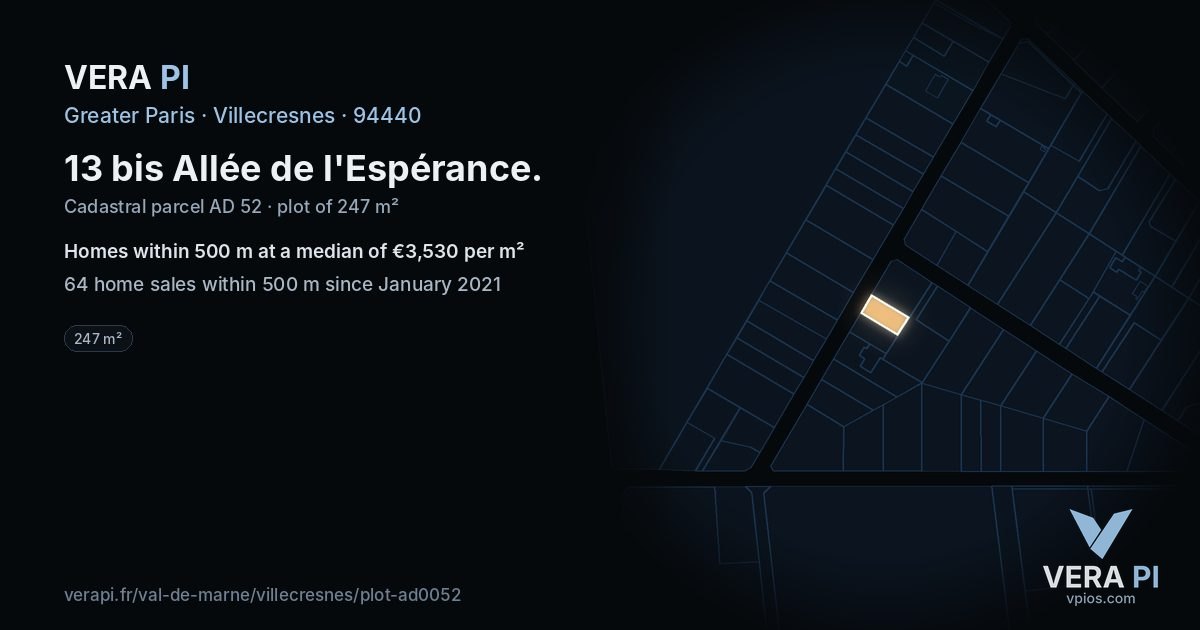 13 bis Allée de l'Espérance, Villecresnes at night – the plot lit, the parcels around coloured by the prices near them