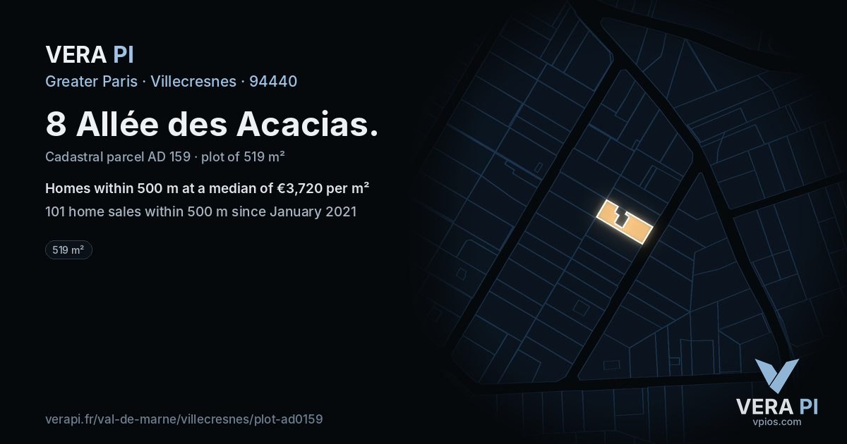 8 Allée des Acacias, Villecresnes at night – the plot lit, the parcels around coloured by the prices near them