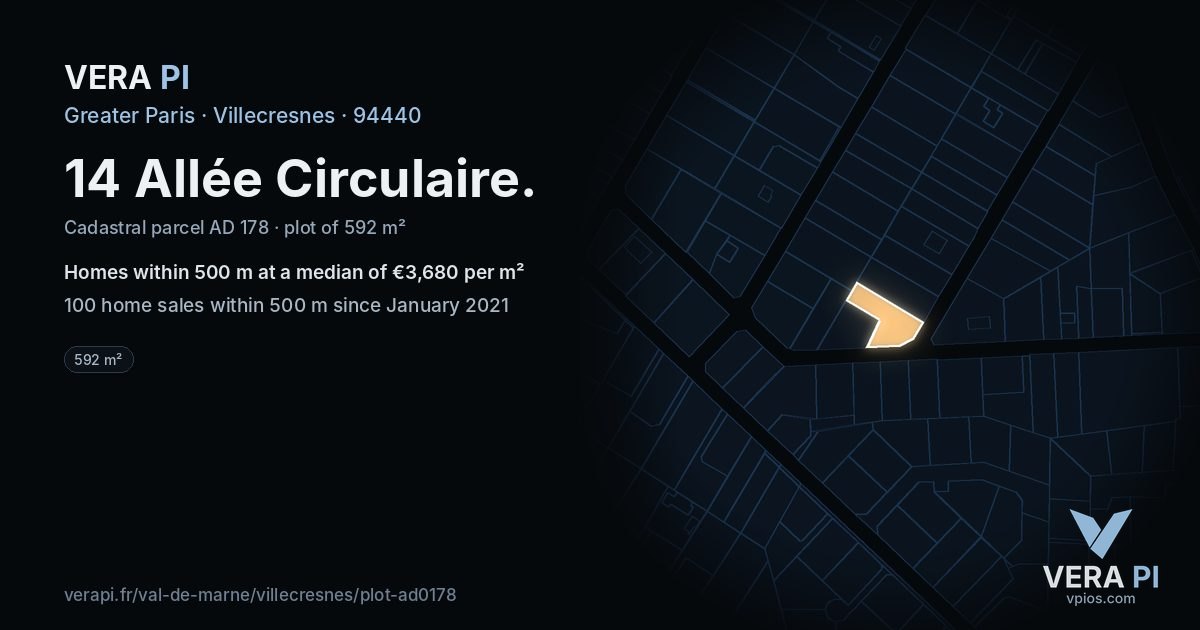 14 Allée Circulaire, Villecresnes at night – the plot lit, the parcels around coloured by the prices near them