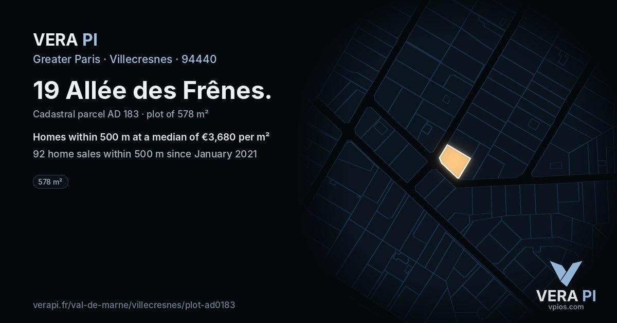 19 Allée des Frênes, Villecresnes at night – the plot lit, the parcels around coloured by the prices near them