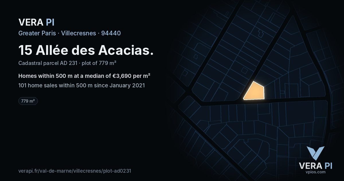 15 Allée des Acacias, Villecresnes at night – the plot lit, the parcels around coloured by the prices near them