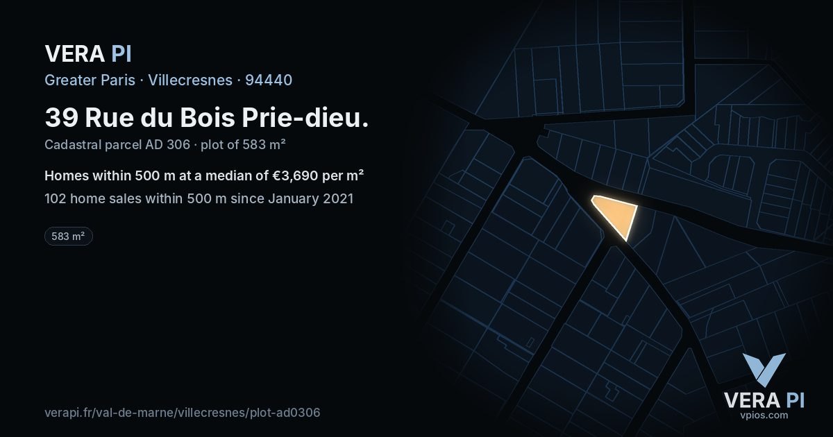 39 Rue du Bois Prie-dieu, Villecresnes at night – the plot lit, the parcels around coloured by the prices near them