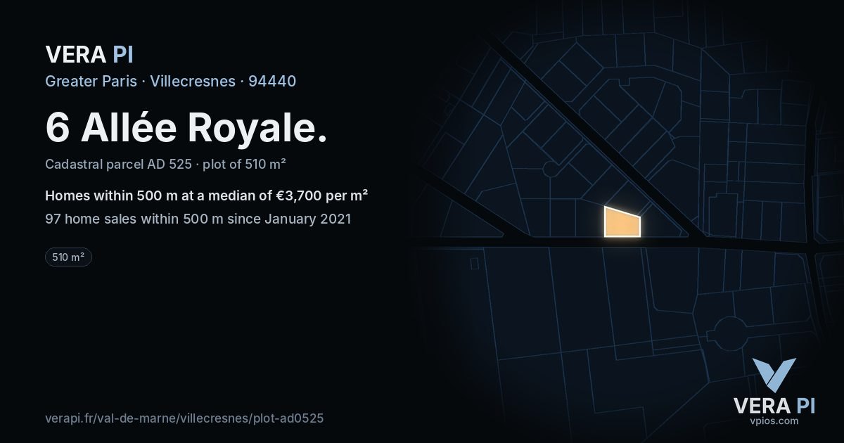 6 Allée Royale, Villecresnes at night – the plot lit, the parcels around coloured by the prices near them