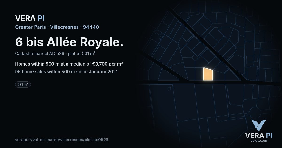 6 bis Allée Royale, Villecresnes at night – the plot lit, the parcels around coloured by the prices near them