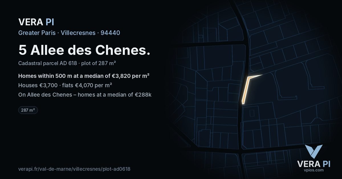 5 Allee des Chenes, Villecresnes at night – the plot lit, the parcels around coloured by the prices near them