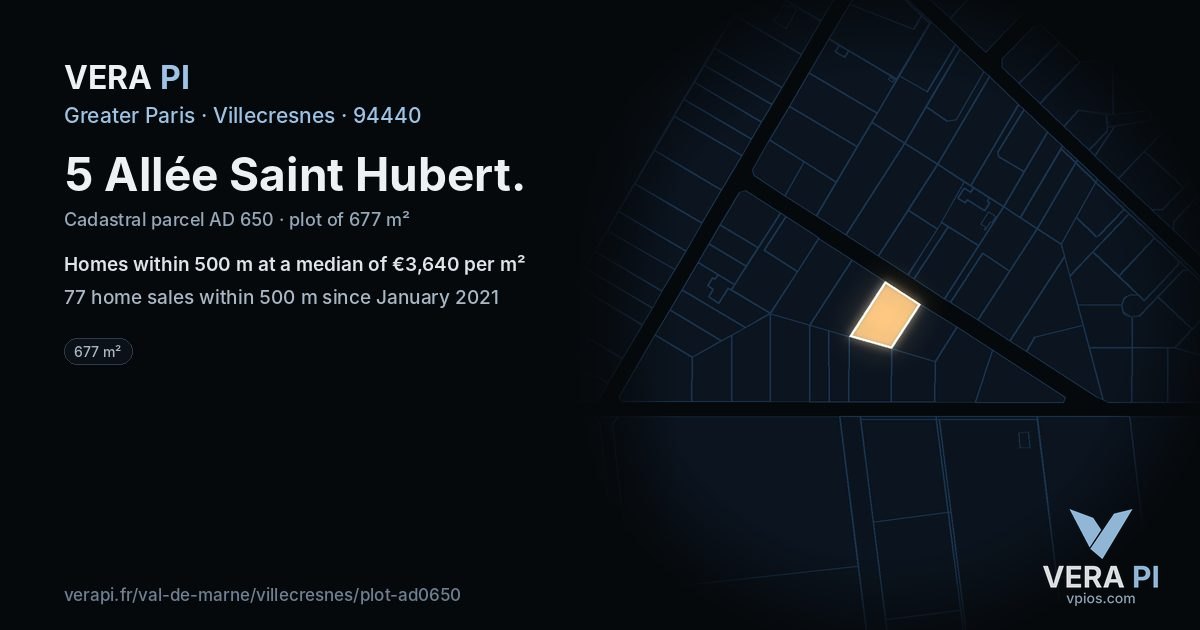 5 Allée Saint Hubert, Villecresnes at night – the plot lit, the parcels around coloured by the prices near them