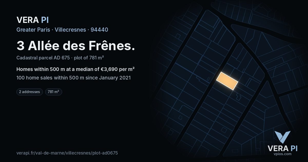 3 Allée des Frênes, Villecresnes at night – the plot lit, the parcels around coloured by the prices near them