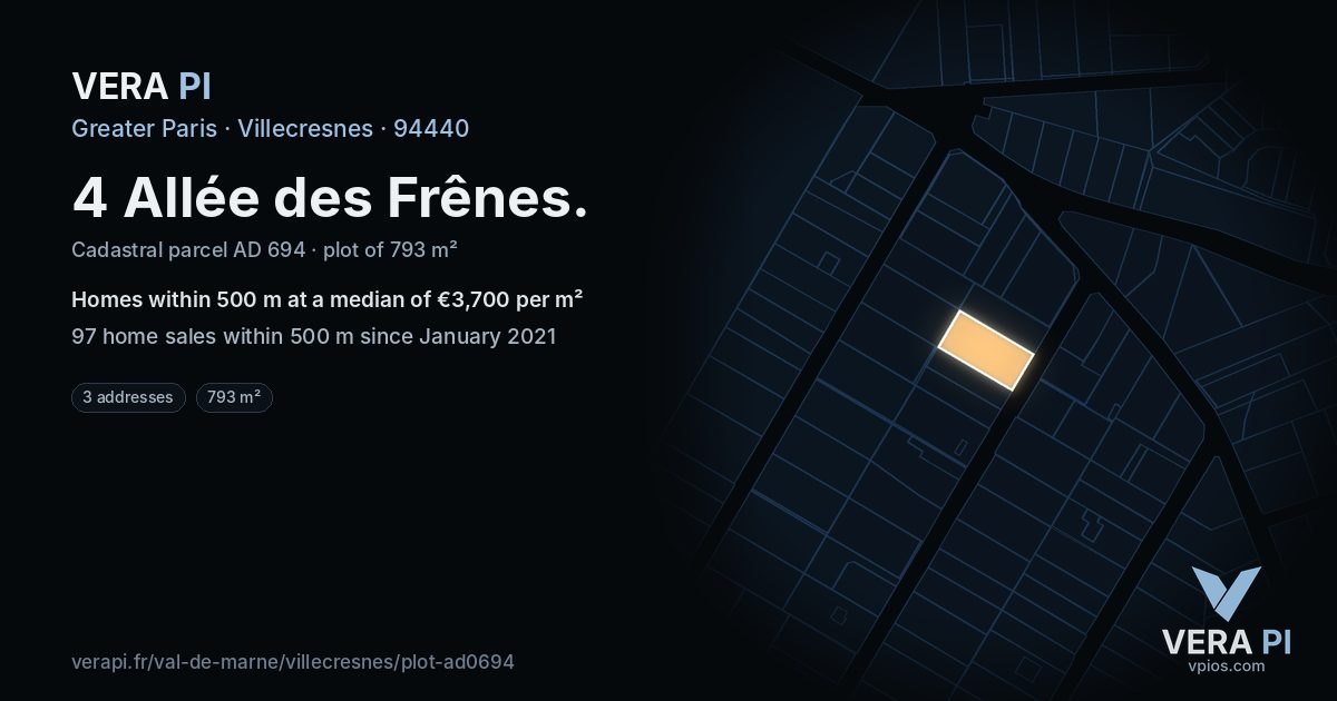 4 Allée des Frênes, Villecresnes at night – the plot lit, the parcels around coloured by the prices near them