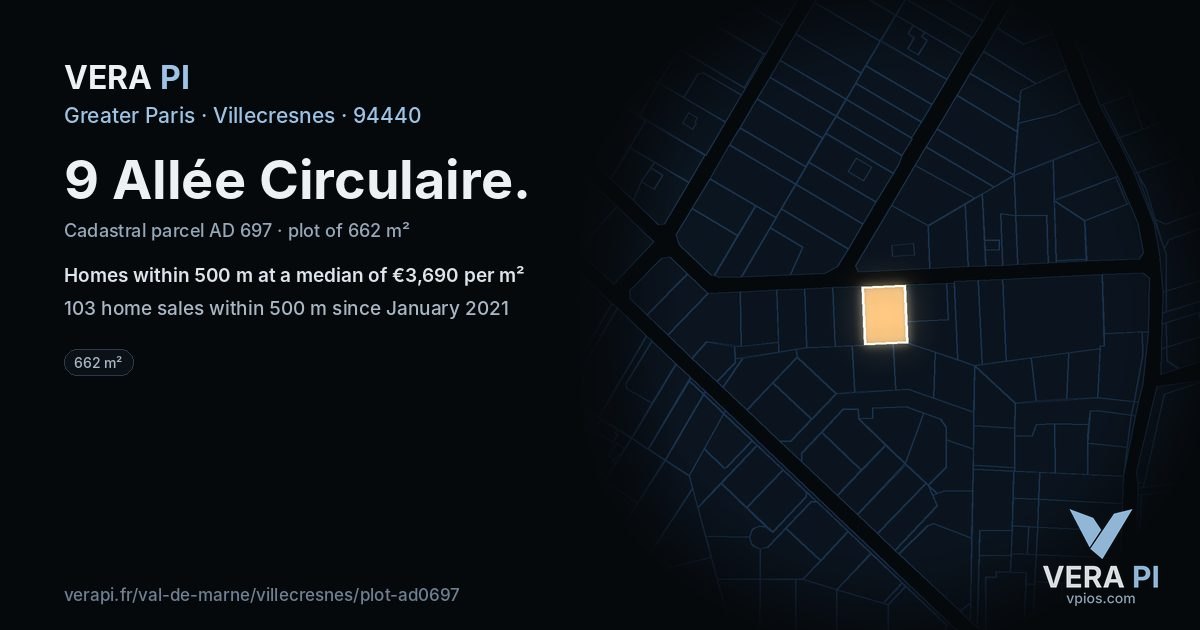 9 Allée Circulaire, Villecresnes at night – the plot lit, the parcels around coloured by the prices near them