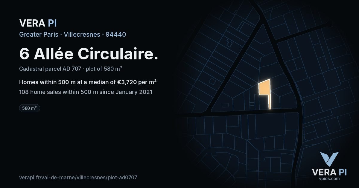 6 Allée Circulaire, Villecresnes at night – the plot lit, the parcels around coloured by the prices near them