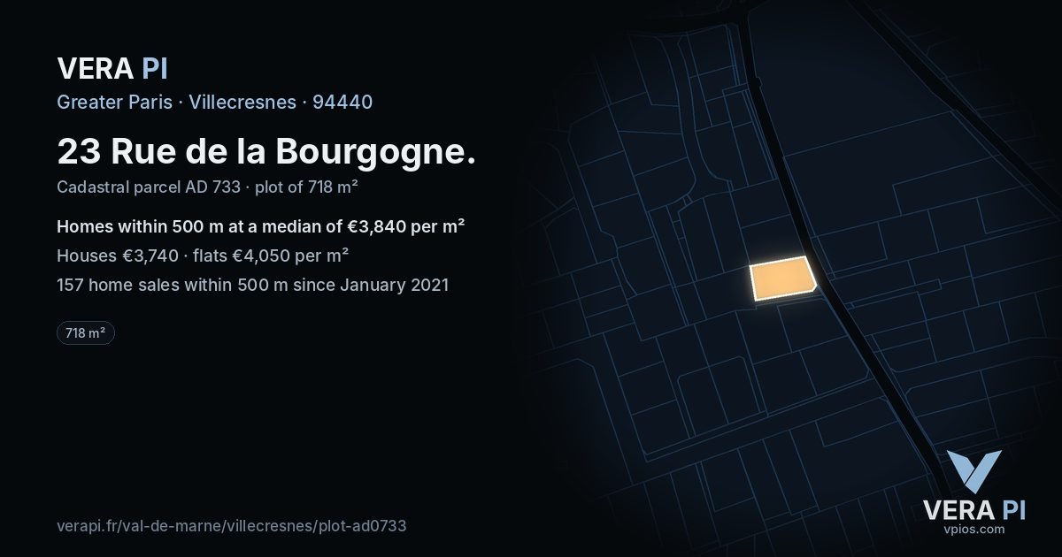 23 Rue de la Bourgogne, Villecresnes at night – the plot lit, the parcels around coloured by the prices near them