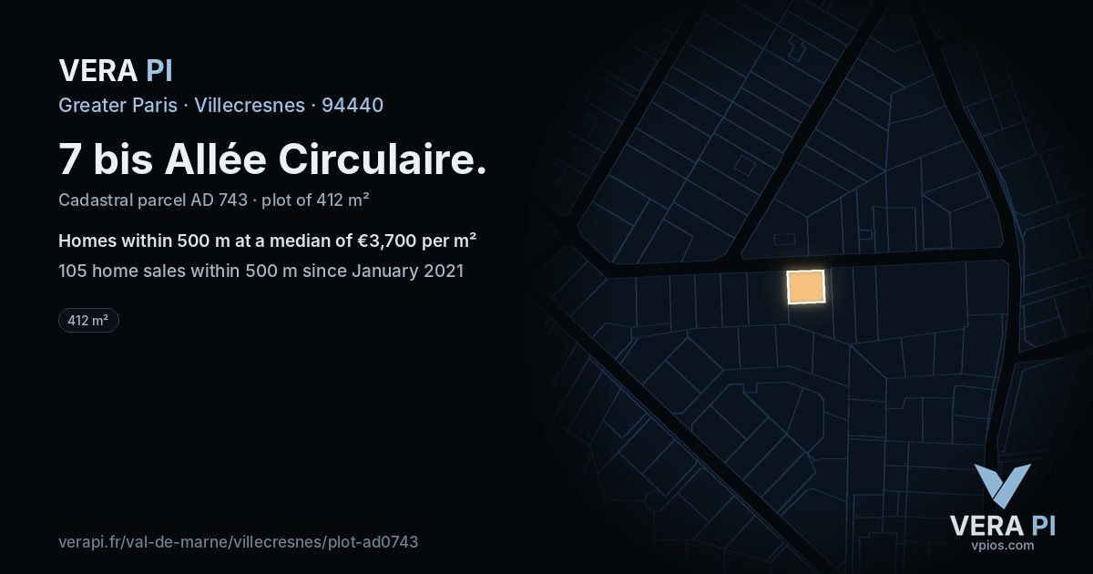 7 bis Allée Circulaire, Villecresnes at night – the plot lit, the parcels around coloured by the prices near them