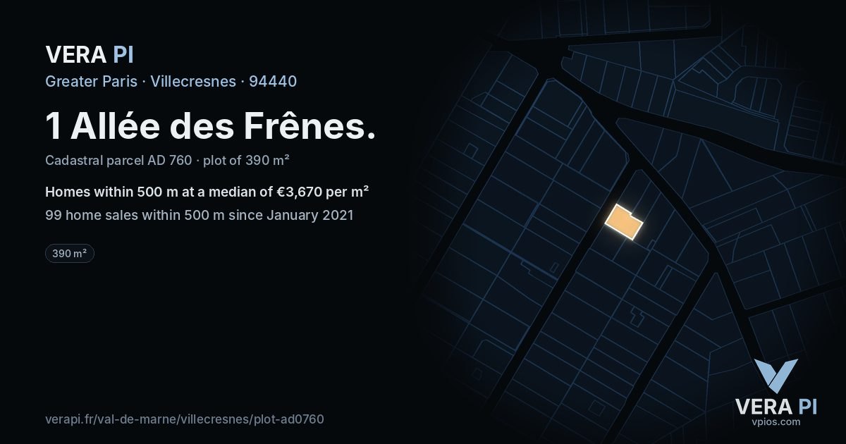 1 Allée des Frênes, Villecresnes at night – the plot lit, the parcels around coloured by the prices near them