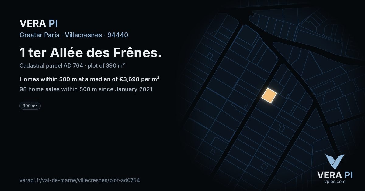 1 ter Allée des Frênes, Villecresnes at night – the plot lit, the parcels around coloured by the prices near them