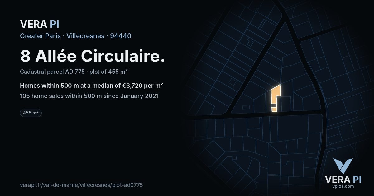 8 Allée Circulaire, Villecresnes at night – the plot lit, the parcels around coloured by the prices near them