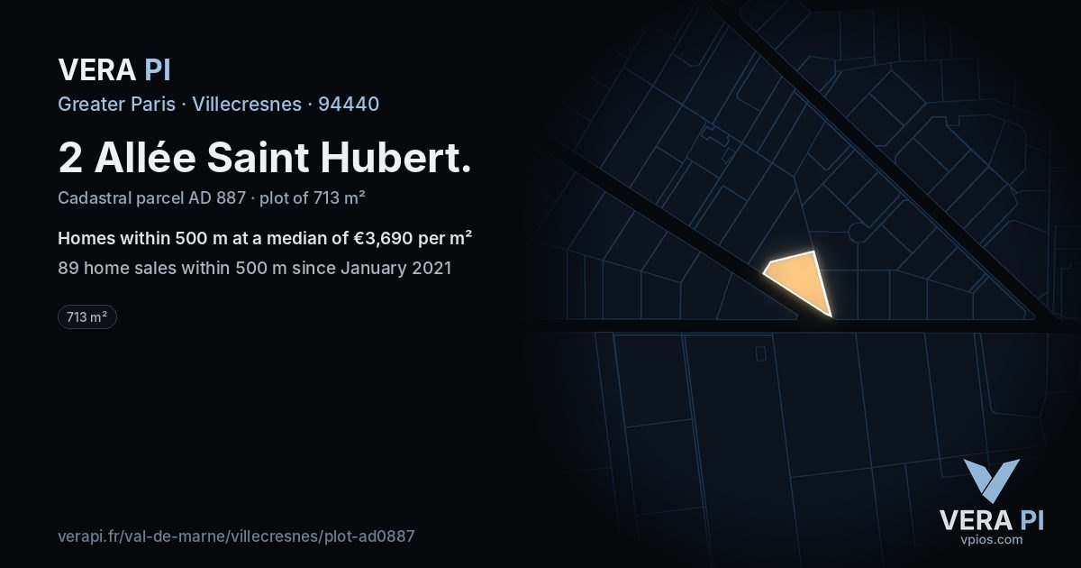 2 Allée Saint Hubert, Villecresnes at night – the plot lit, the parcels around coloured by the prices near them