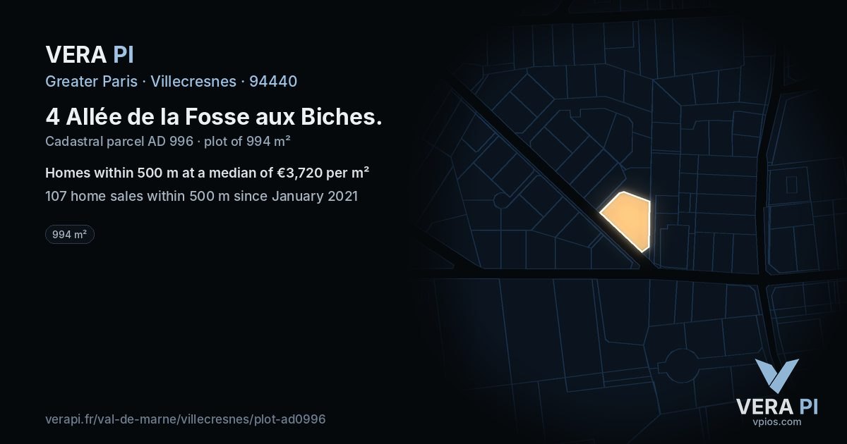 4 Allée de la Fosse aux Biches, Villecresnes at night – the plot lit, the parcels around coloured by the prices near them
