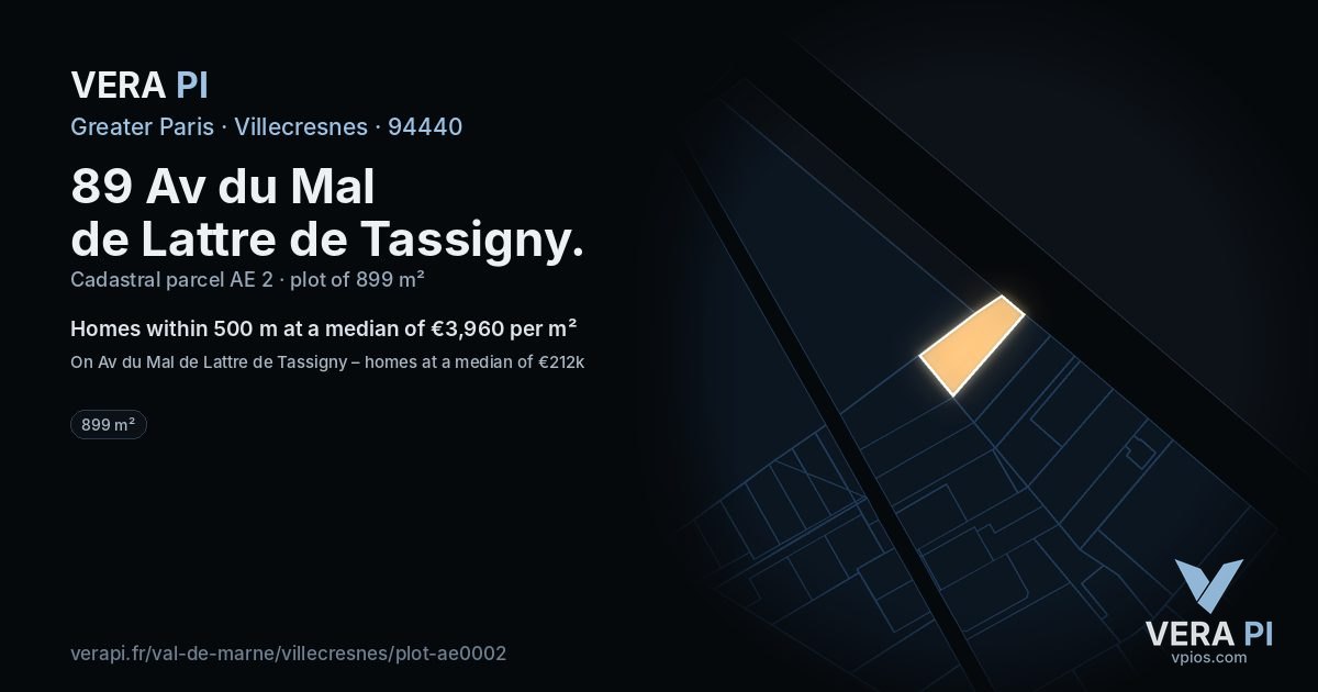 89 Av du Mal de Lattre de Tassigny, Villecresnes at night – the plot lit, the parcels around coloured by the prices near them