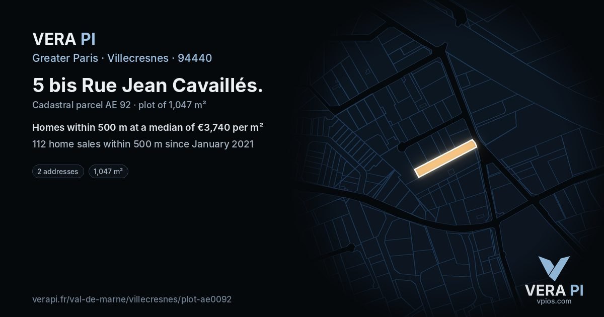 5 bis Rue Jean Cavaillés, Villecresnes at night – the plot lit, the parcels around coloured by the prices near them