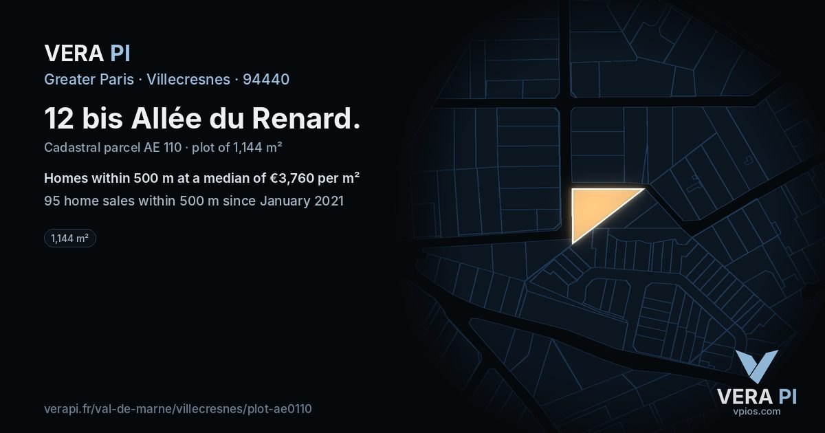 12 bis Allée du Renard, Villecresnes at night – the plot lit, the parcels around coloured by the prices near them