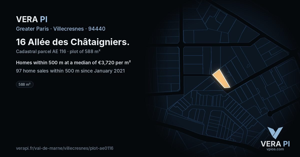 16 Allée des Châtaigniers, Villecresnes at night – the plot lit, the parcels around coloured by the prices near them