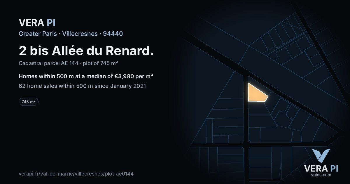 2 bis Allée du Renard, Villecresnes at night – the plot lit, the parcels around coloured by the prices near them