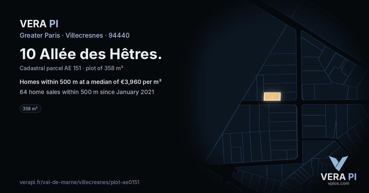 10 Allée des Hêtres, Villecresnes at night – the plot lit, the parcels around coloured by the prices near them