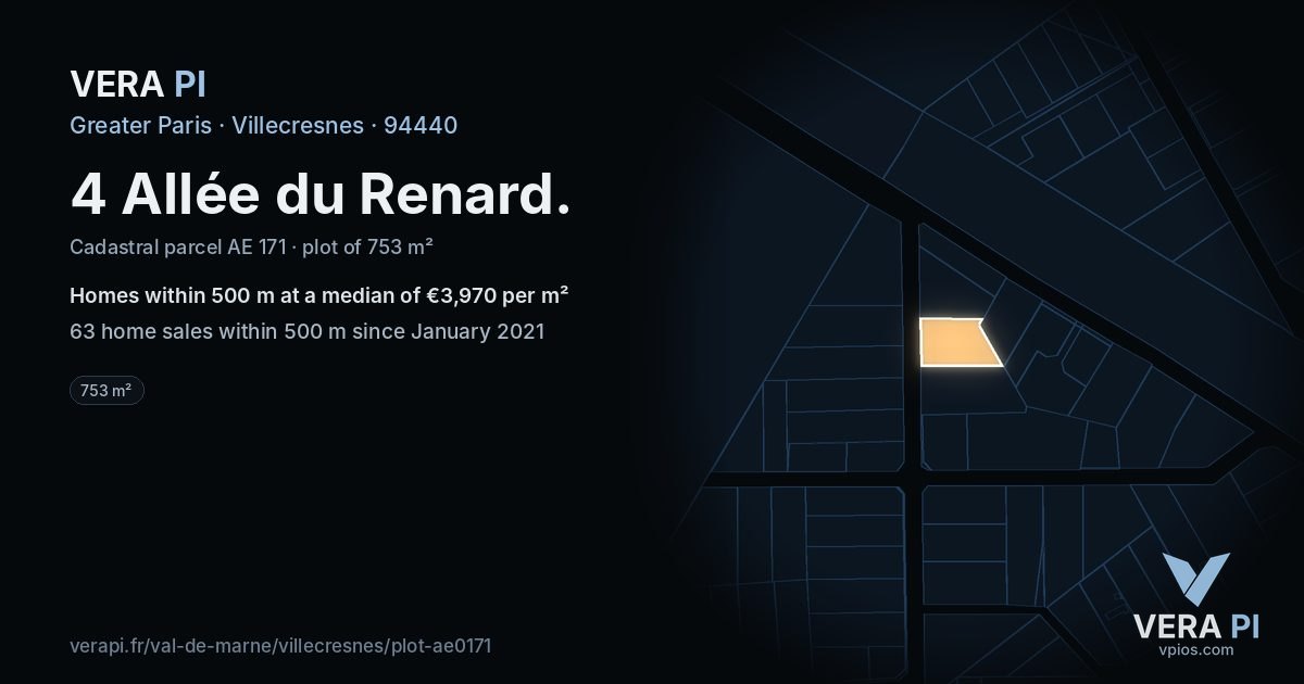 4 Allée du Renard, Villecresnes at night – the plot lit, the parcels around coloured by the prices near them