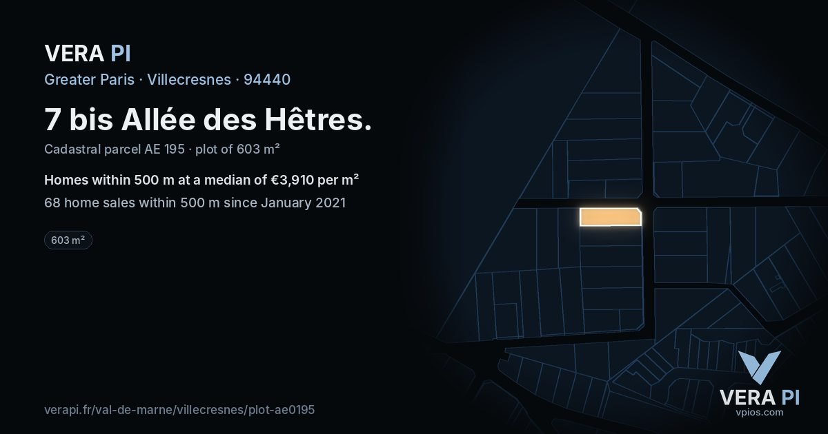 7 bis Allée des Hêtres, Villecresnes at night – the plot lit, the parcels around coloured by the prices near them