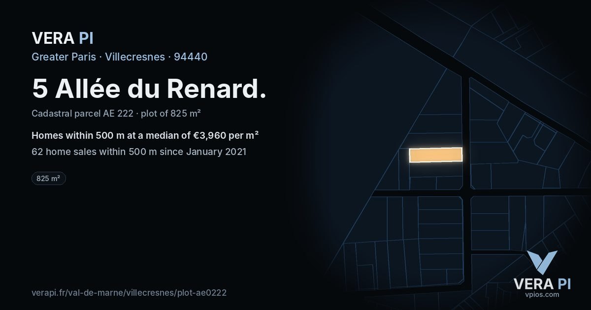 5 Allée du Renard, Villecresnes at night – the plot lit, the parcels around coloured by the prices near them