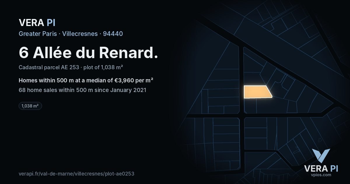 6 Allée du Renard, Villecresnes at night – the plot lit, the parcels around coloured by the prices near them