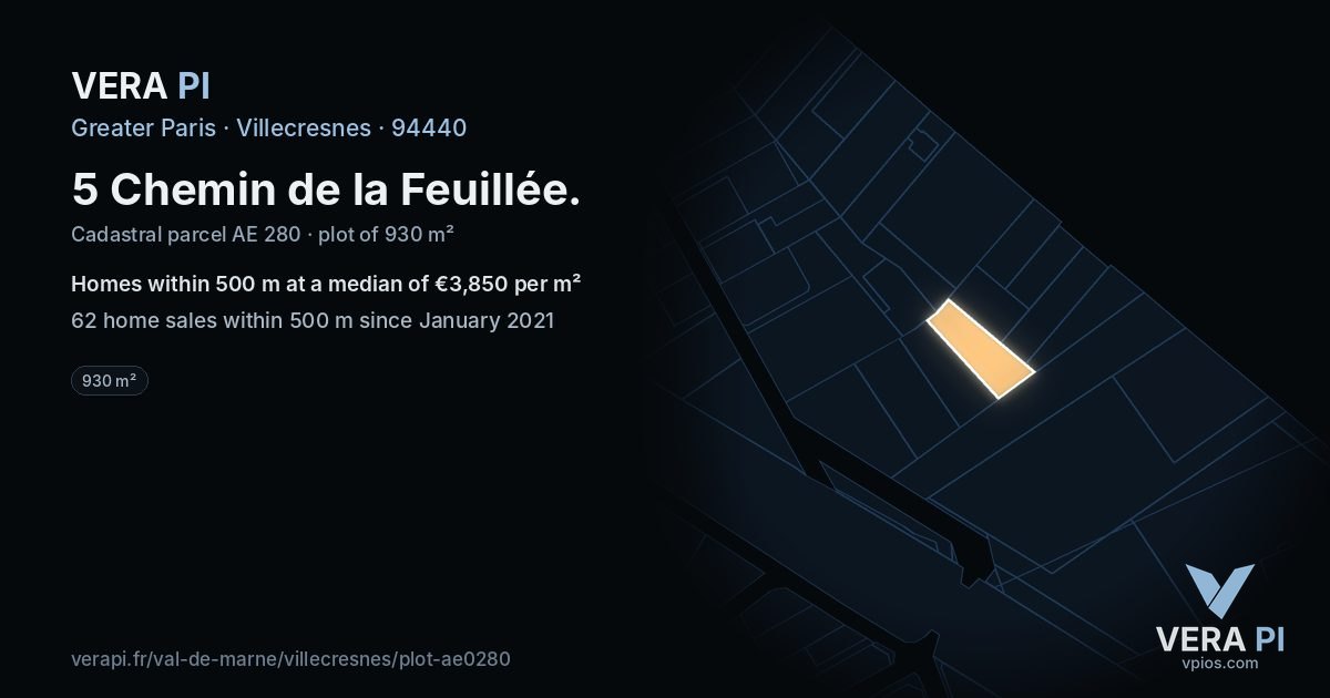 5 Chemin de la Feuillée, Villecresnes at night – the plot lit, the parcels around coloured by the prices near them