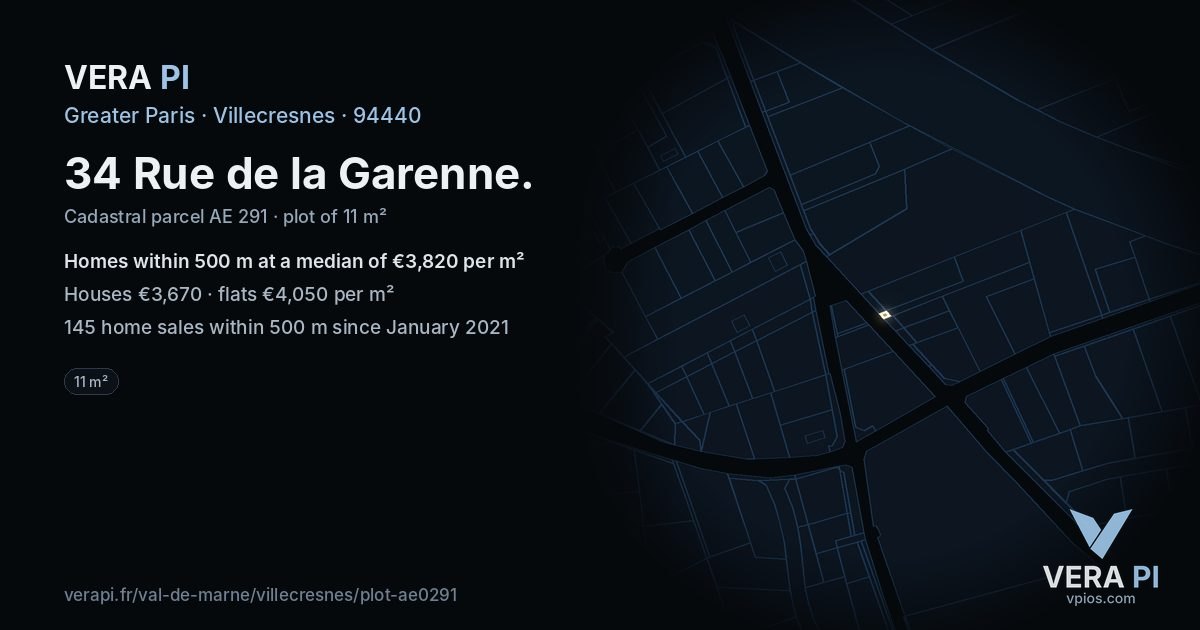 34 Rue de la Garenne, Villecresnes at night – the plot lit, the parcels around coloured by the prices near them