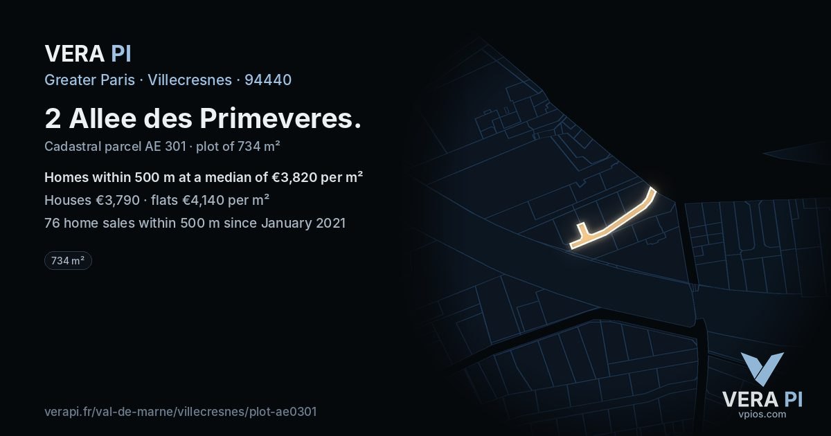 2 Allee des Primeveres, Villecresnes at night – the plot lit, the parcels around coloured by the prices near them