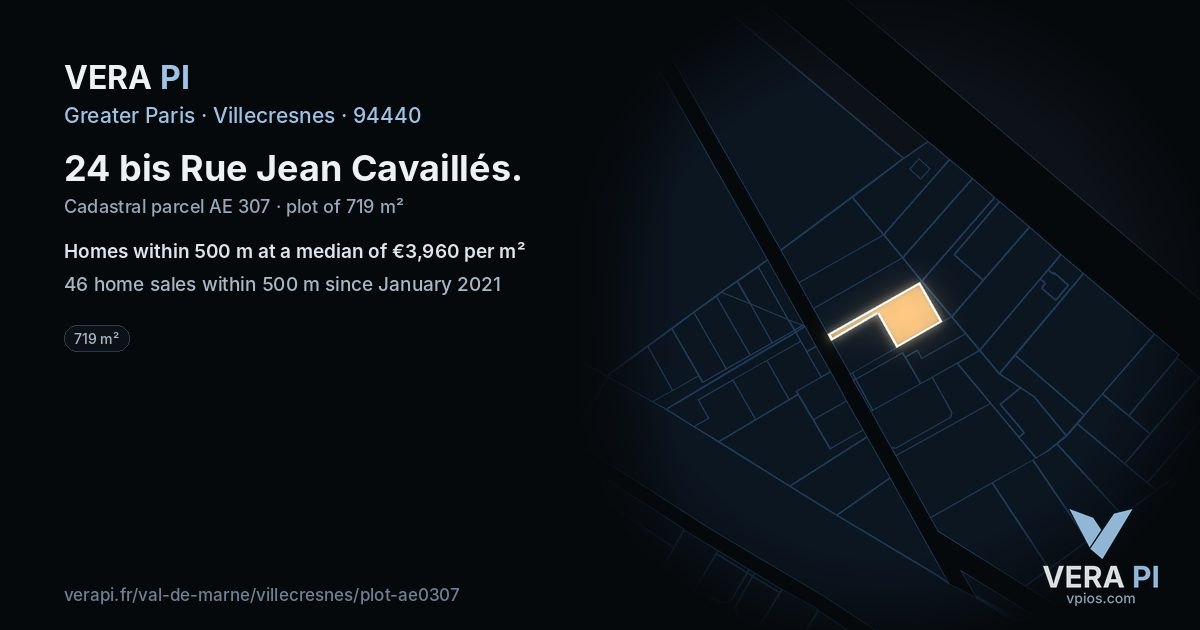 24 bis Rue Jean Cavaillés, Villecresnes at night – the plot lit, the parcels around coloured by the prices near them