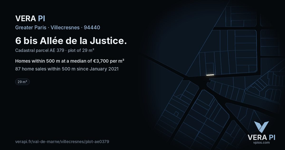 6 bis Allée de la Justice, Villecresnes at night – the plot lit, the parcels around coloured by the prices near them