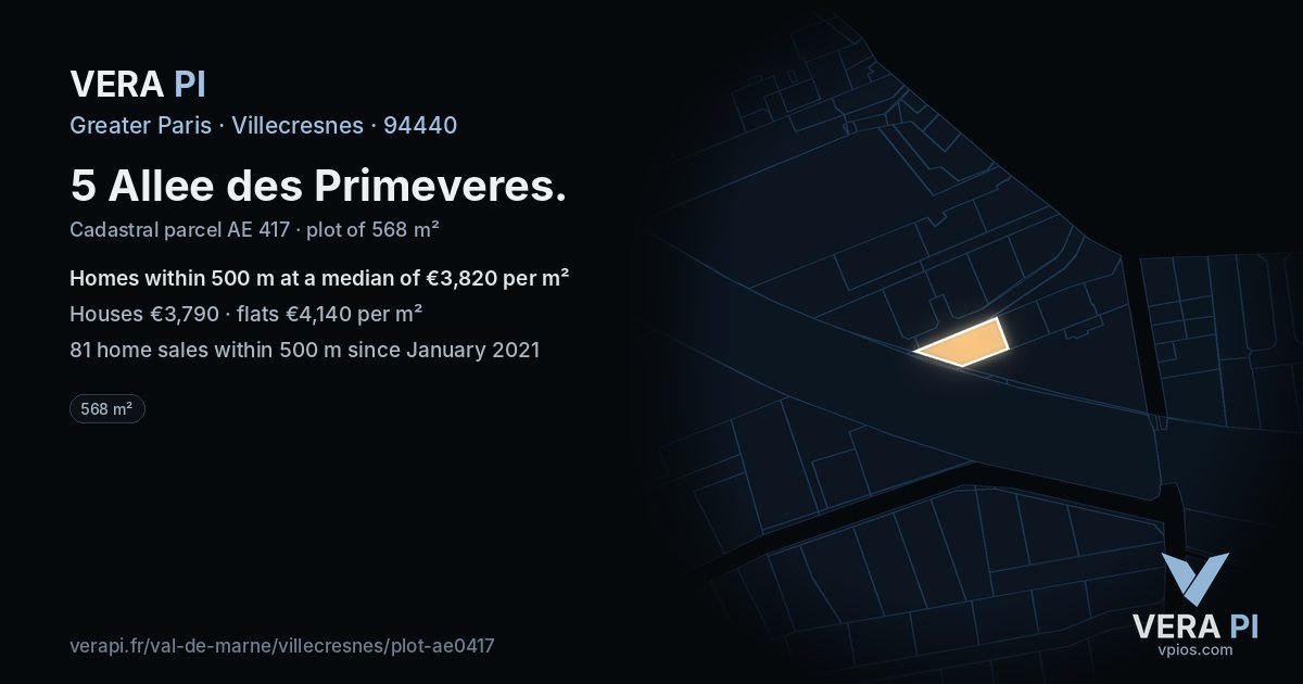 5 Allee des Primeveres, Villecresnes at night – the plot lit, the parcels around coloured by the prices near them