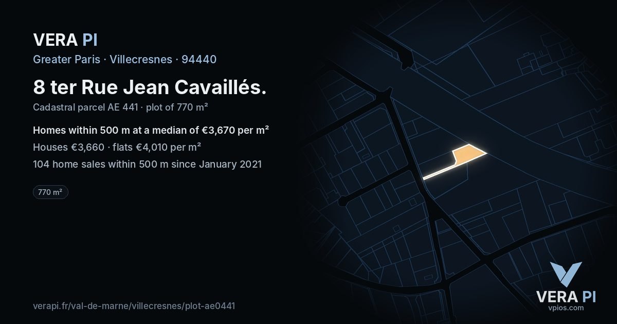8 ter Rue Jean Cavaillés, Villecresnes at night – the plot lit, the parcels around coloured by the prices near them