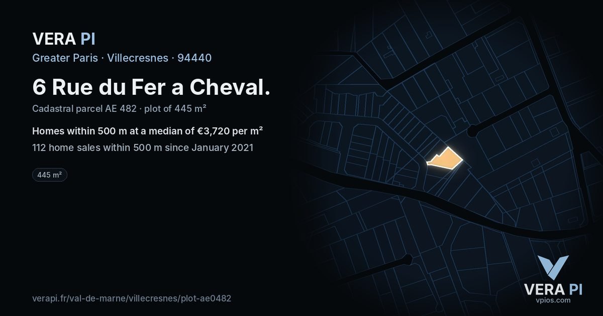6 Rue du Fer a Cheval, Villecresnes at night – the plot lit, the parcels around coloured by the prices near them