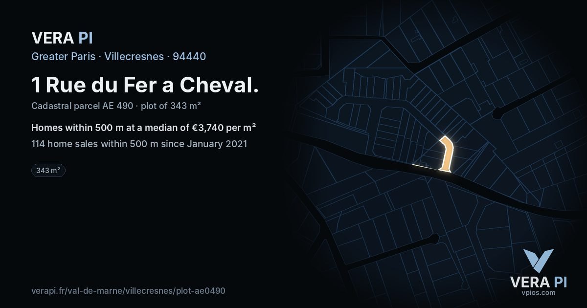 1 Rue du Fer a Cheval, Villecresnes at night – the plot lit, the parcels around coloured by the prices near them