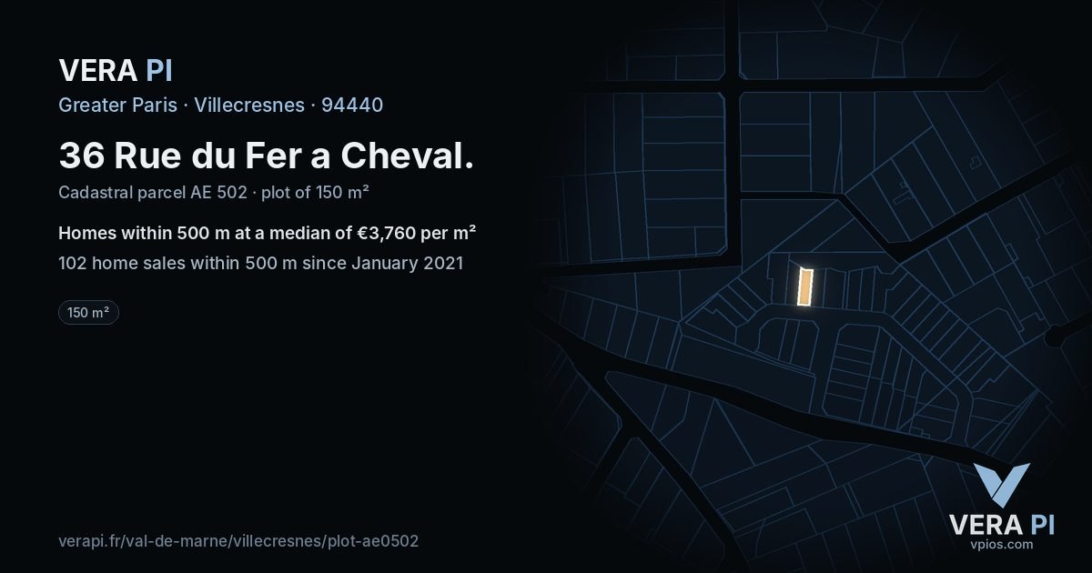 36 Rue du Fer a Cheval, Villecresnes at night – the plot lit, the parcels around coloured by the prices near them