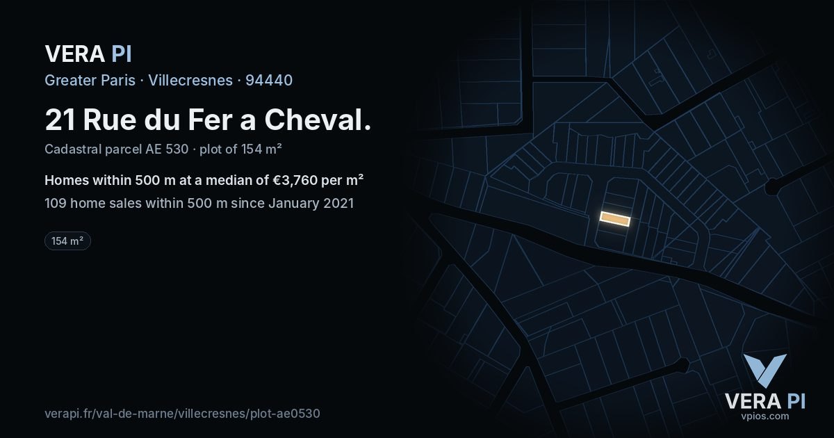 21 Rue du Fer a Cheval, Villecresnes at night – the plot lit, the parcels around coloured by the prices near them