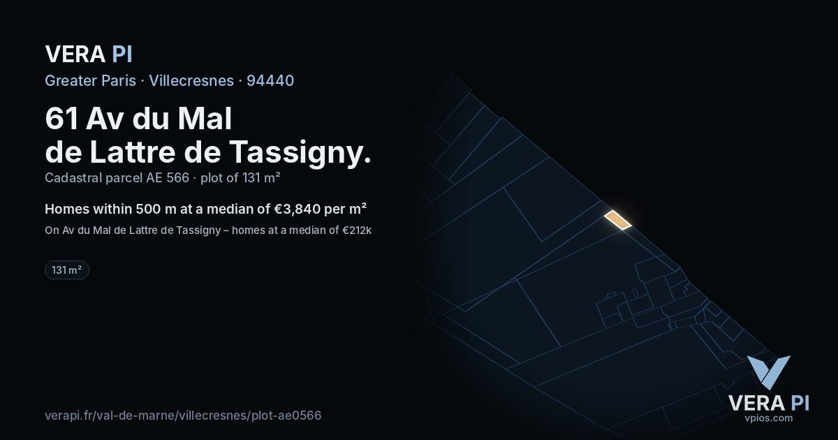 61 Av du Mal de Lattre de Tassigny, Villecresnes at night – the plot lit, the parcels around coloured by the prices near them